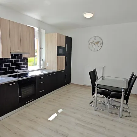 Dudy's Flat Apartament Sárvár